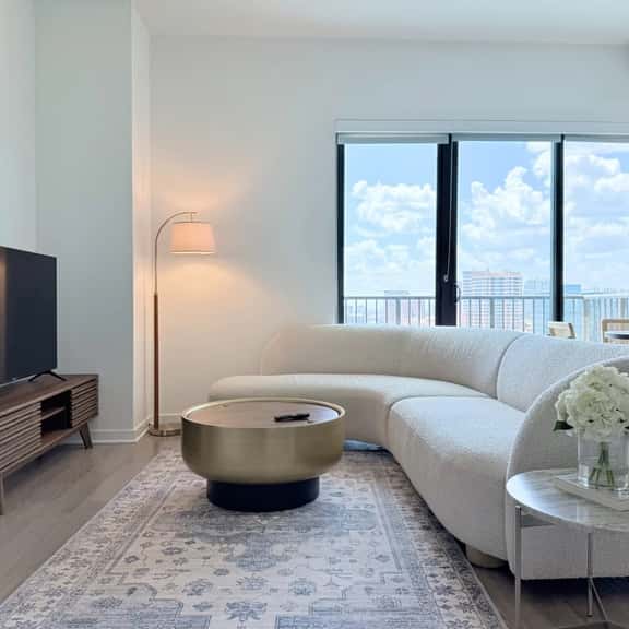 Vantage Tower Premium 2-Bedroom Suite - Image 1